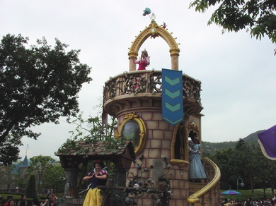 070409_parade2.jpg
