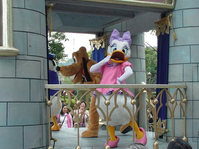 070409_parade7.jpg