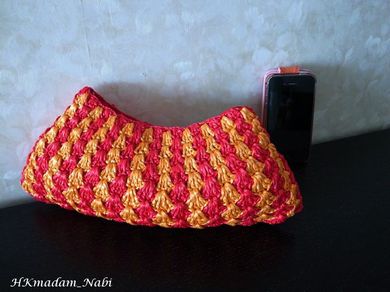 130411_girlspouch1.jpg